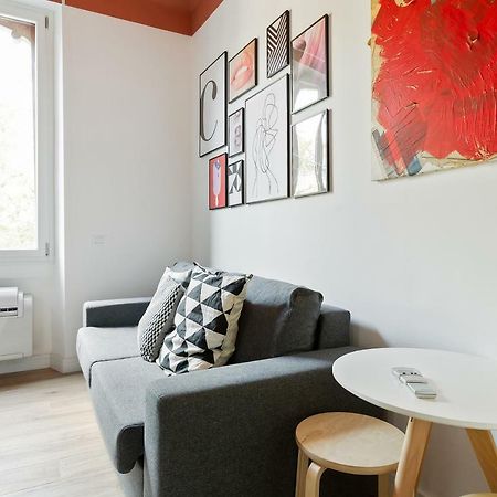Modern And Cozy Apt In Porta Romana Milaan Buitenkant foto