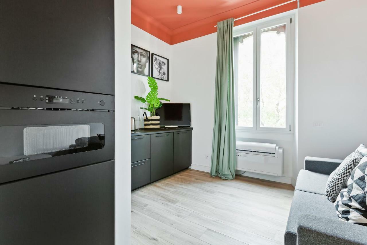 Modern And Cozy Apt In Porta Romana Milaan Buitenkant foto